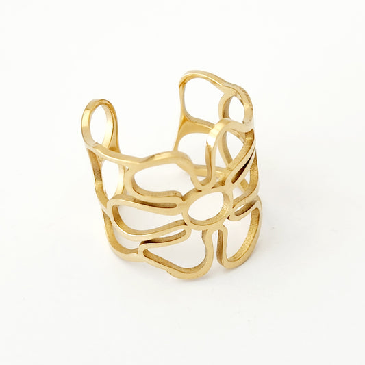 Floral Cutout Gold Ring